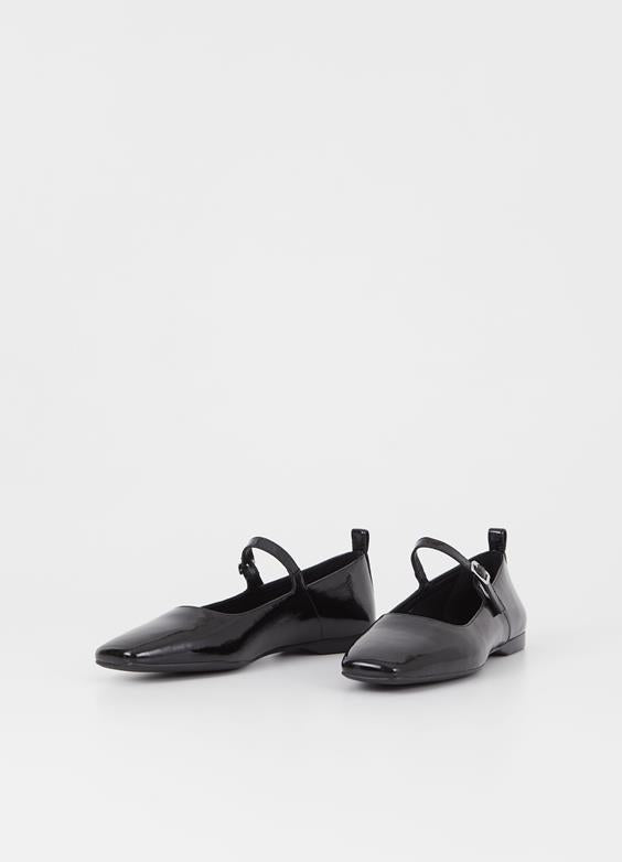 Delia Strap Ballet Flats in Black