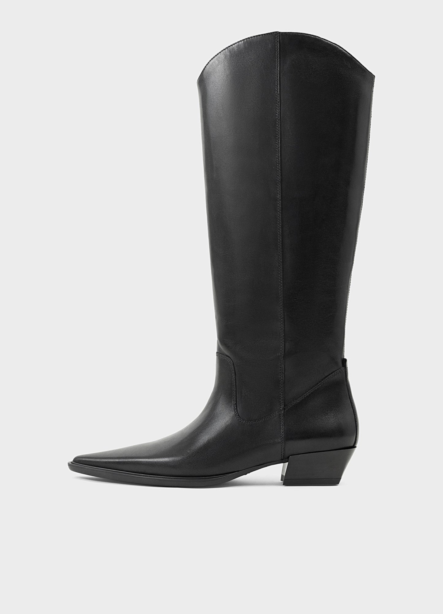 Cassie Boot in Black