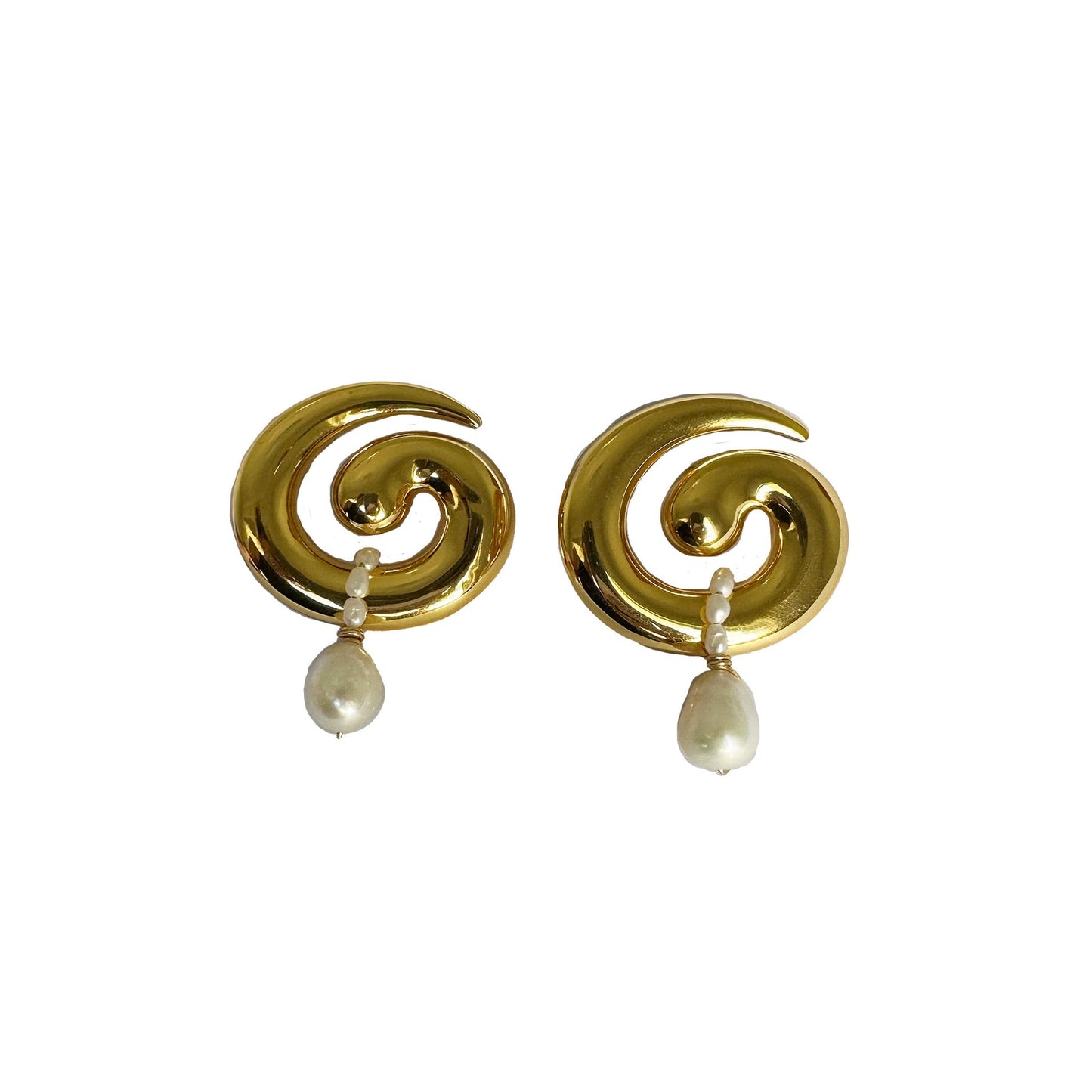 Brando Earrings in Gold