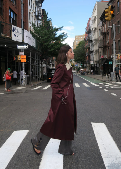 Chelsea Coat in Satin Burgundy