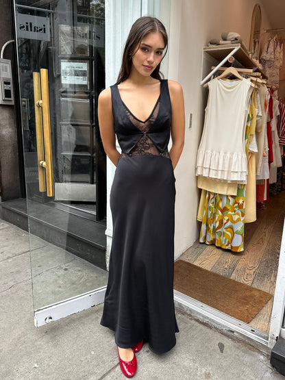 Juliette V Neck Maxi Dress in Black