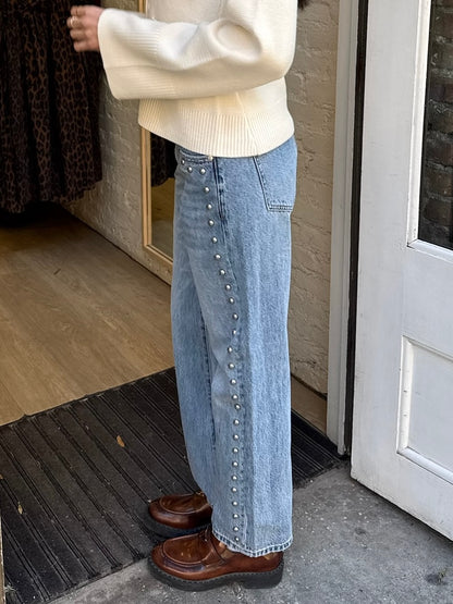 Lexi Mid Rise Bowed Straight Jean in Satellite