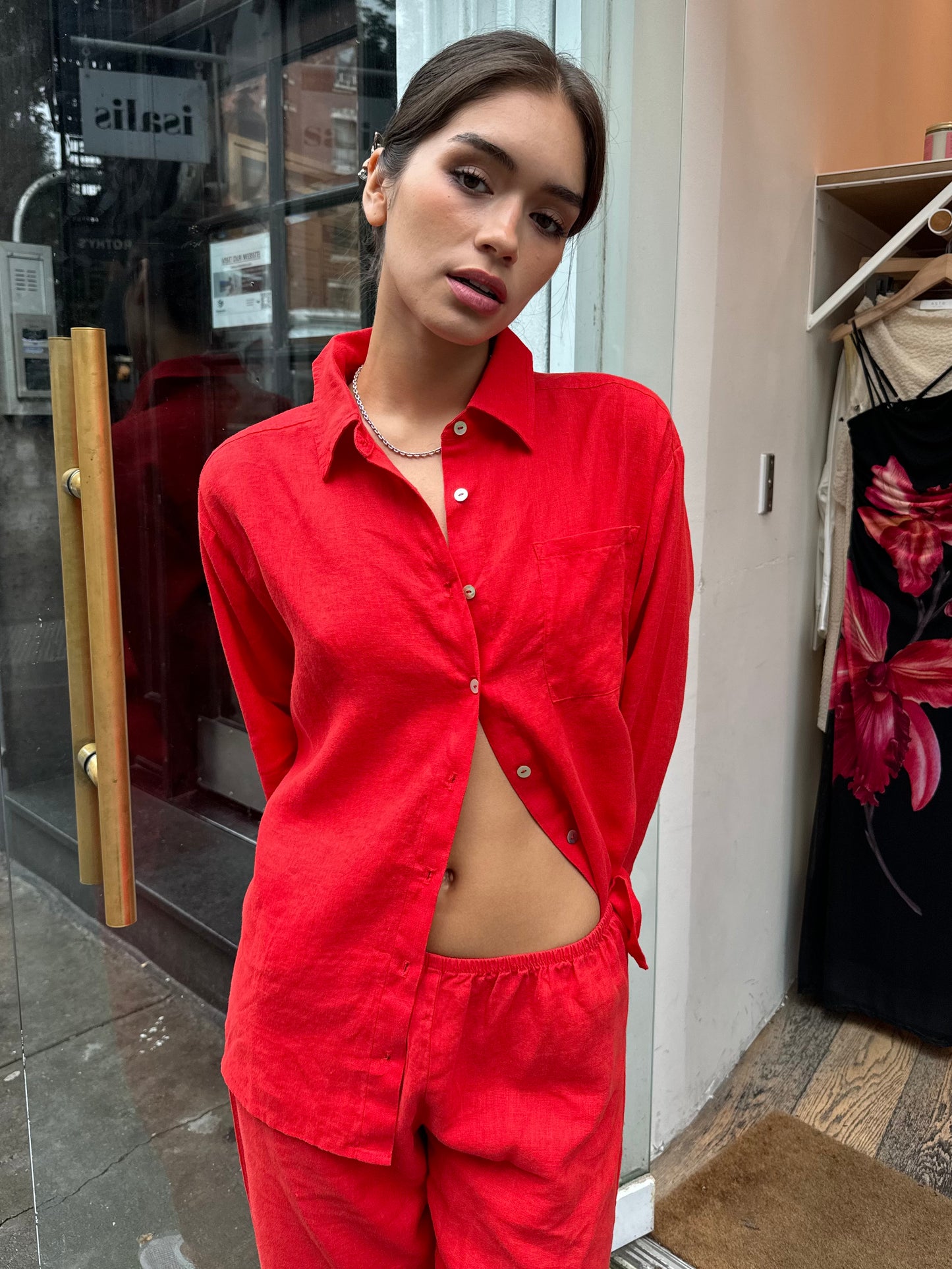 The Linen Relaxed Shirt in Tomato