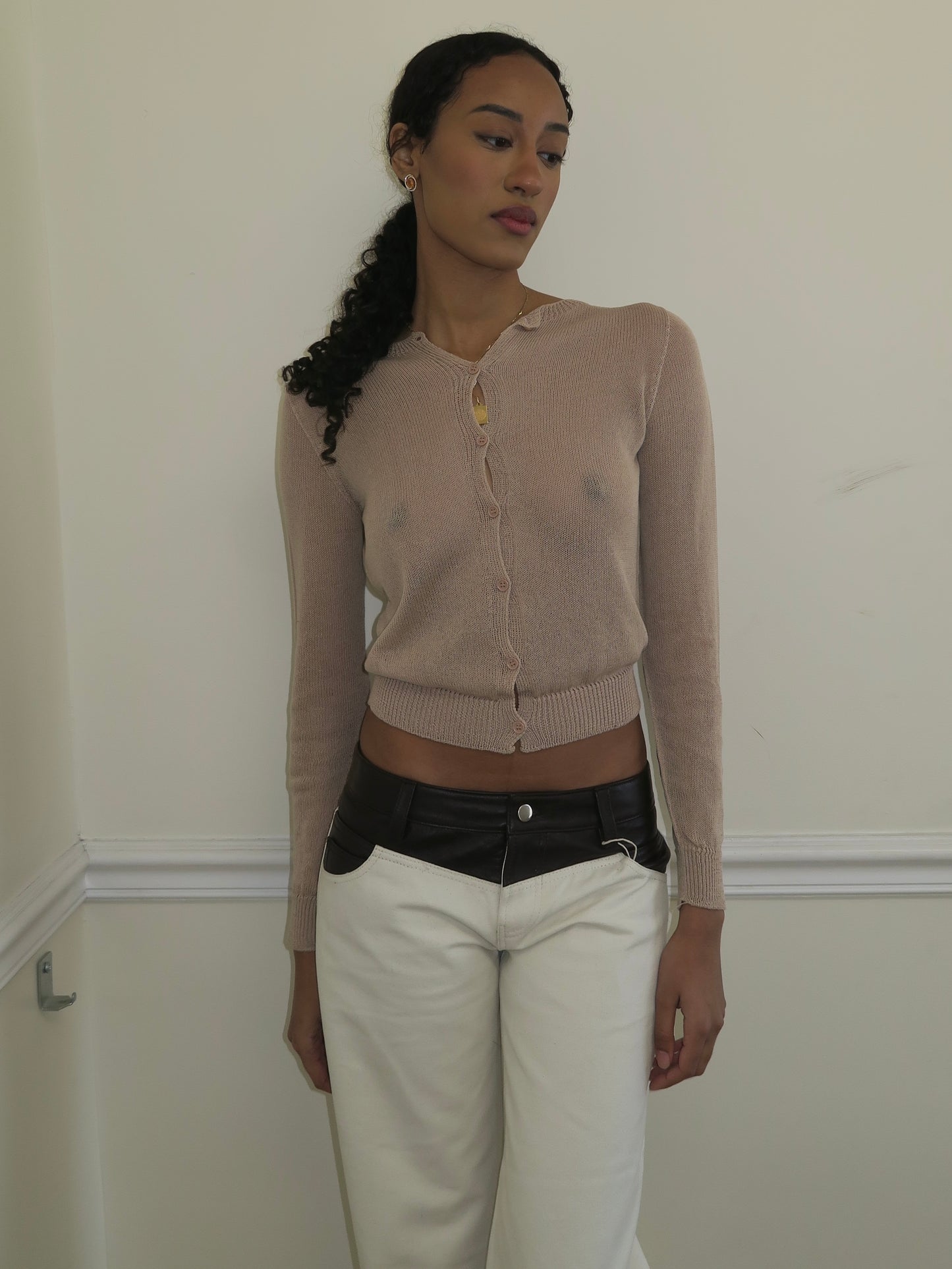 Yoyo Cardigan in Beige