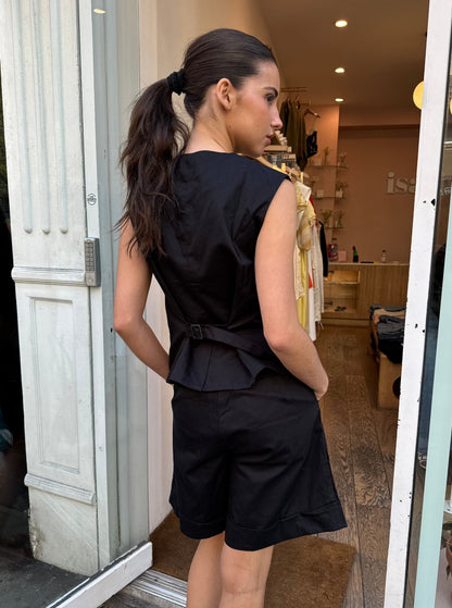 Delfina Vest in Black