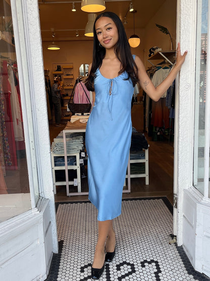 Andie Keyhole Midi Dress in Sky