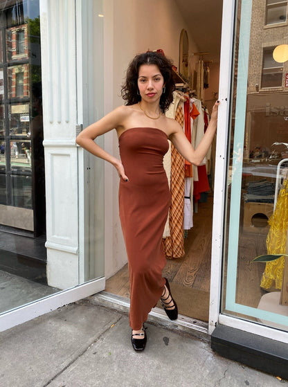 The Strapless Tie Back Midi Dress in Umber