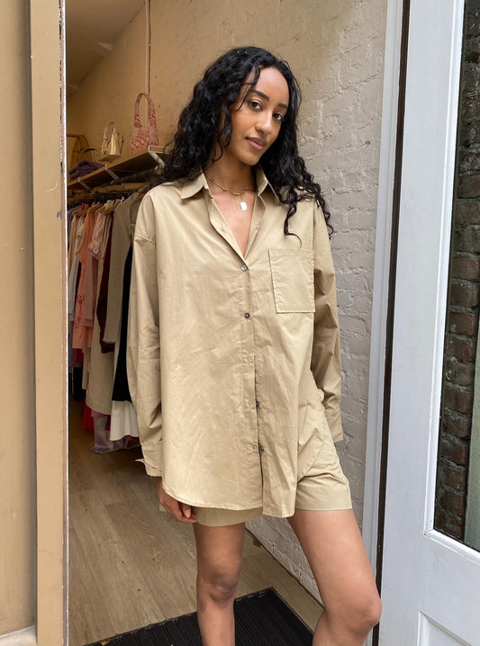 LuLu Button Down in Khaki