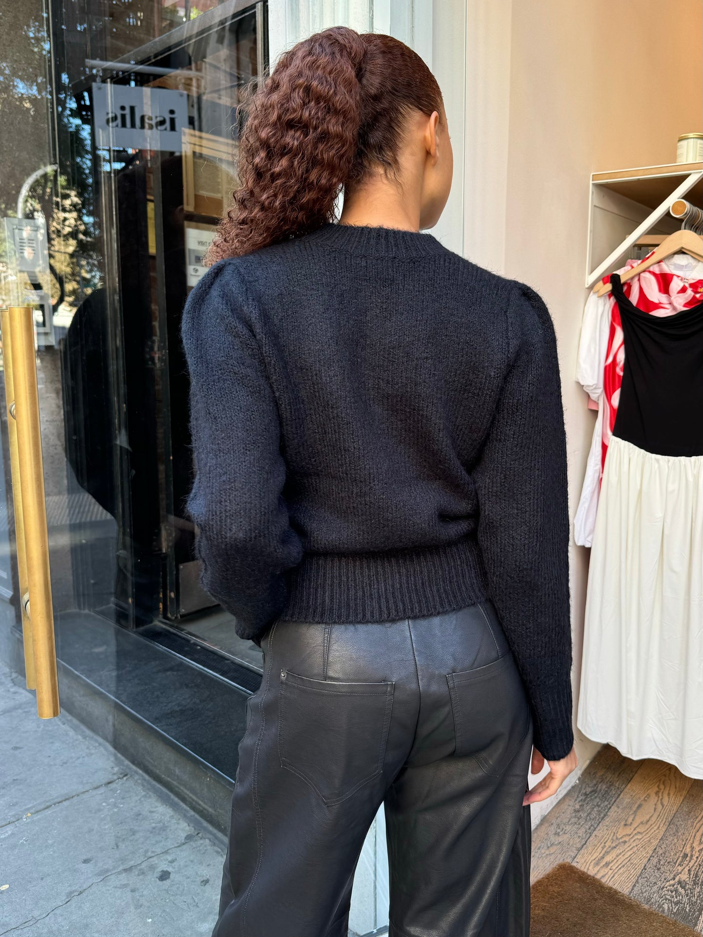 Colette Puff Sleeve Sweater in Noir