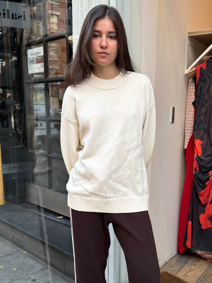 Cotton Cashmere Crewneck Sweater in Creme