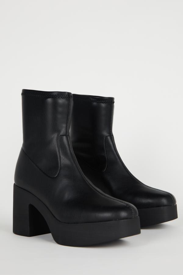 Marlowe Boot in Black